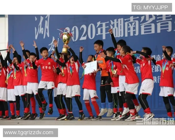 毛利甲足球的崛起与发展探索：从地方联赛到国际舞台的精彩旅程